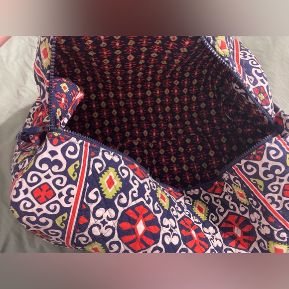 Vera Bradley Large Duffel in Sun Valley - Picture 5 of 5